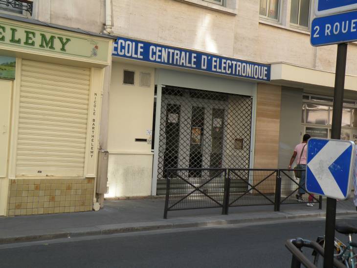  Ecole Centrale d'Electronique, rue de Grenelle